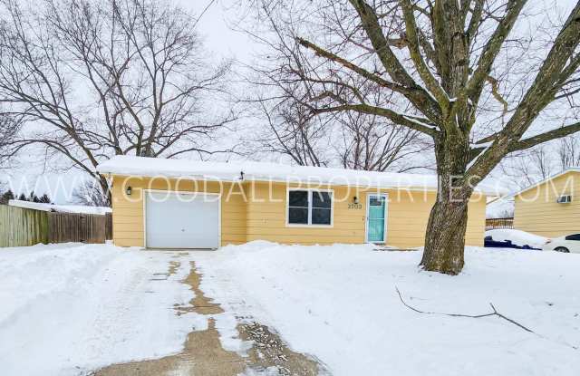 3 Bedroom 1 Bath Home with Non-Conforming Bedroom in Norwalk