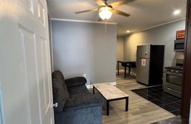 215 Cherry St Apt 11