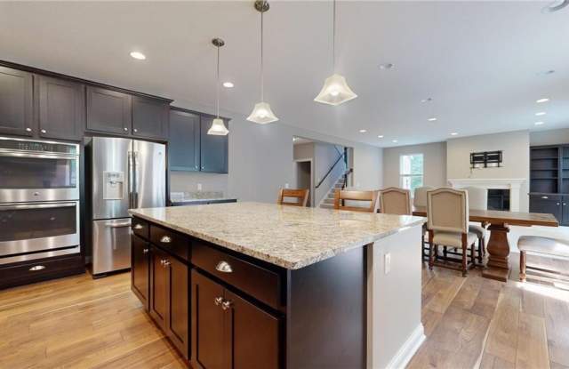 Photo of 5585 Orchard Cv