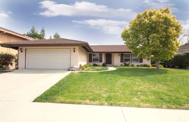 24756 Embajadores Lane