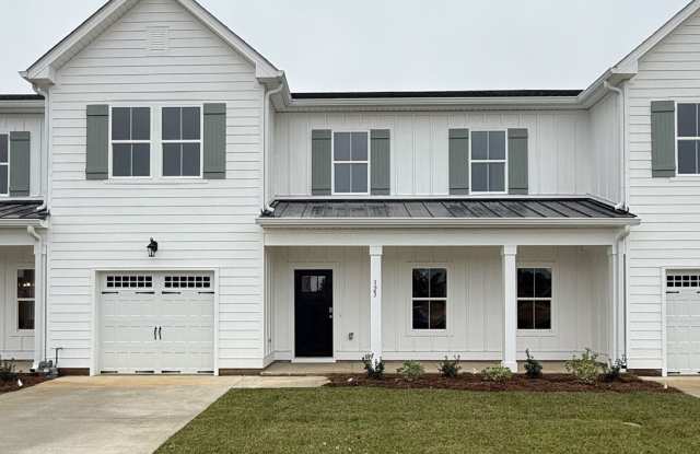 123 Hunters Hill Way