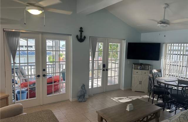 11250 Porpoise Point Road