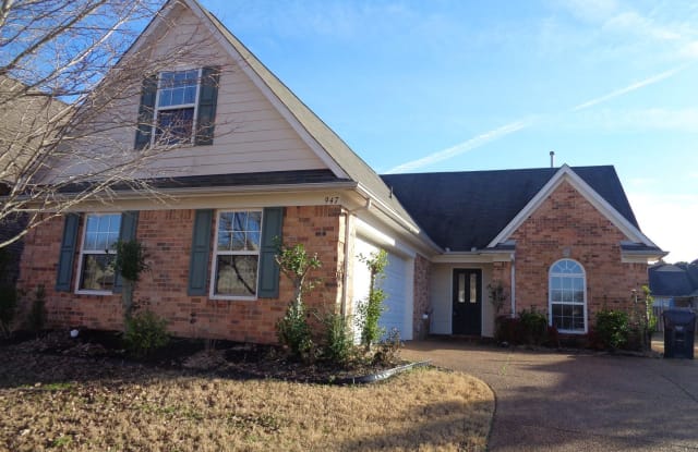 947 Clubhouse Drive - 947 Clubhouse Drive, Hernando, MS 38632