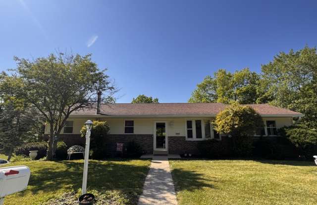 4902 Creek Drive