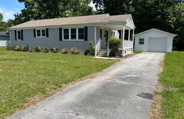 3 bedroom, 1 bath house