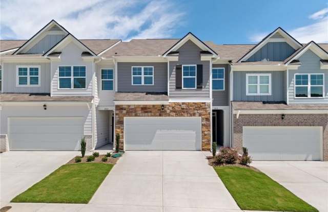 Photo of 211 Stoneybrook Drive