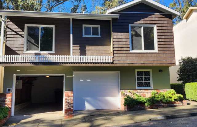 Midtown Terrace Home 2 Bedroom + Bonus Room