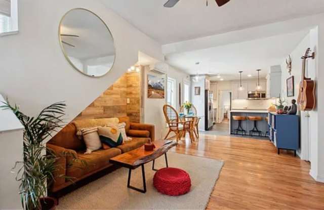 Charming 4BR House in Denver