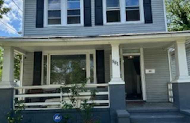 Fully renovated house for Rent!