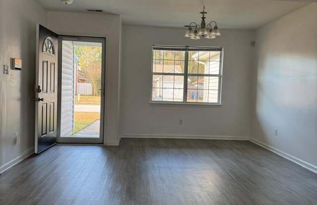 3016 E Windgate Court