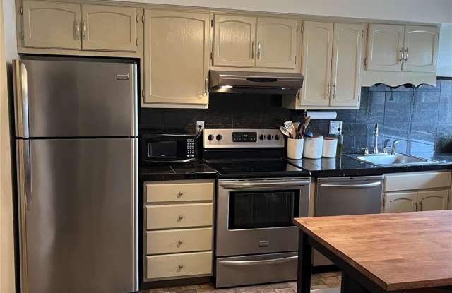 103 Sierra Vista Lane