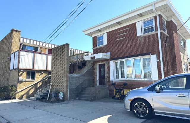 4809 98 Place