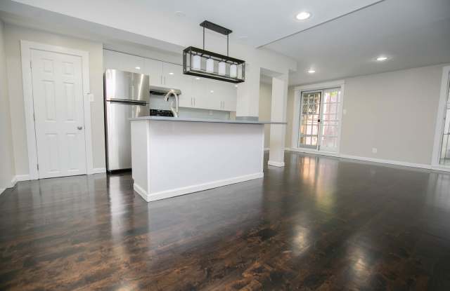 Photo of 927 Pine Street - 103