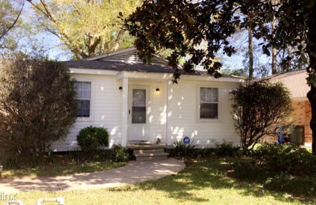 205 Celia Ave - 205 Celia Avenue, Hammond, LA 70403