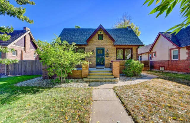 2676 Elm Street