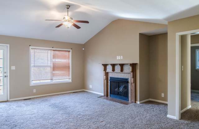 Pet Friendly Four Bedroom with Basement!