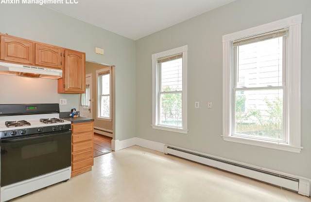 108 Beacon St. - 108 Beacon Street, Somerville, MA 02143