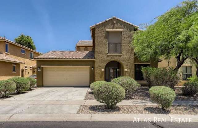 7121 N 73rd Drive
