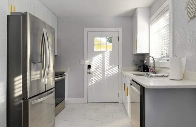 Photo of 105-1630 OSE Rentals LLC