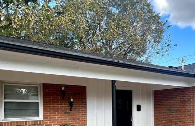 100 Maple Circle