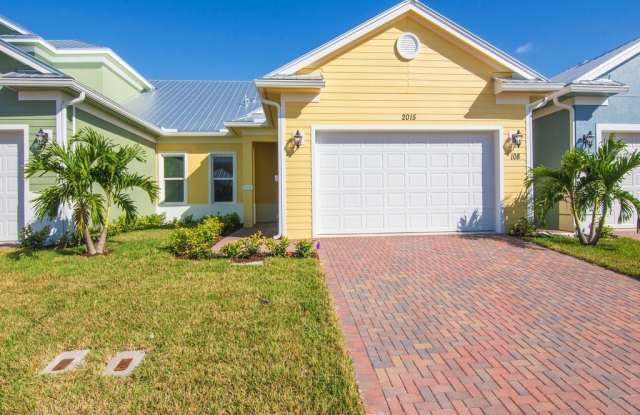 Photo of 2015 Bridgepointe Circle unit: 108.1