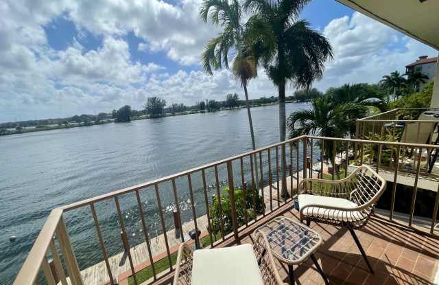 1100 Crystal Lake Drive