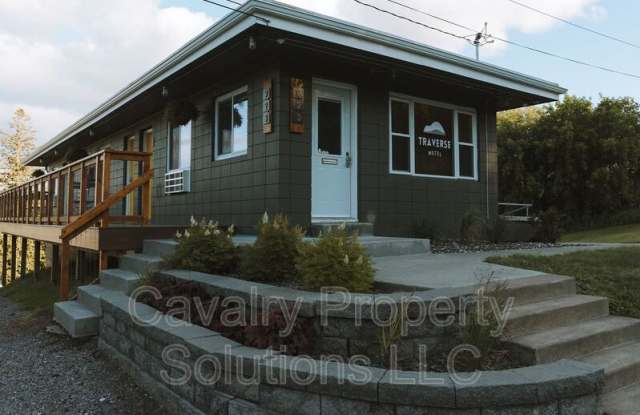 923 E Central Entrance Drive - 4