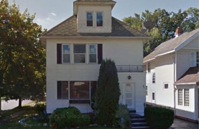 217 Easton Ave - 217 Easton Avenue, Buffalo, NY 14215