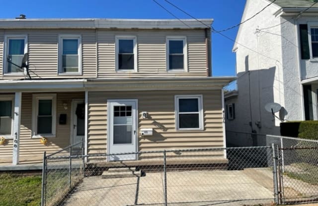 4106 W 5th St - 4106 West 5th Street, Trainer, PA 19061