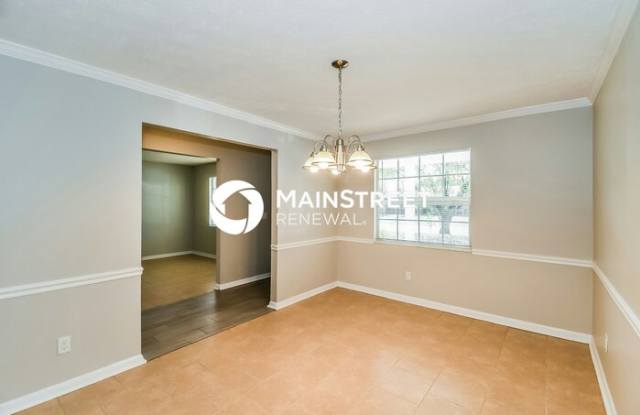 1113 Grove Park Drive South