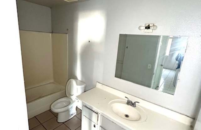 Harbor Ridge Apartments