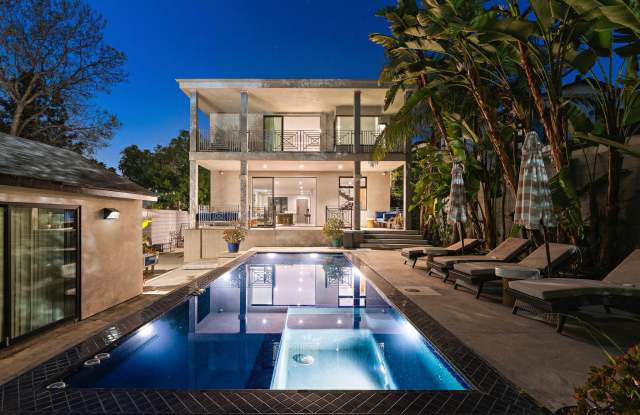 1724 N Sierra Bonita Ave
