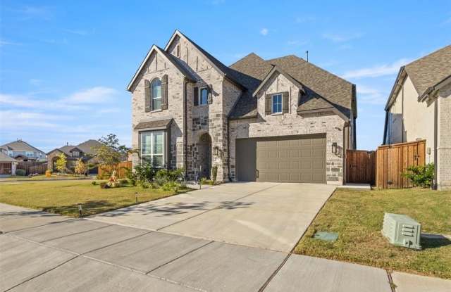5009 Duck Cove Circle