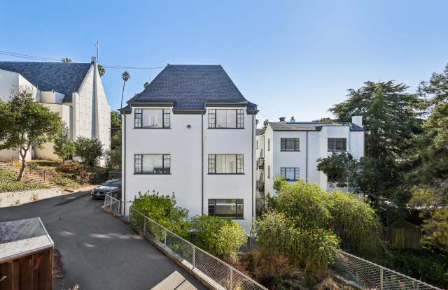 2369 Le Conte Avenue