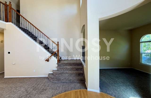 1467 S Haleyville Circle, Aurora- AVAILABLE NOW