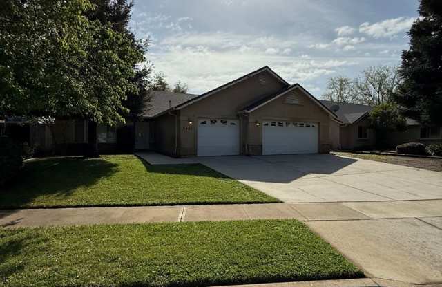 4 bedroom, 2 bathroom home in Great Neighborhood!