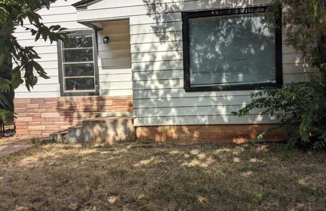 850 Sunset Drive
