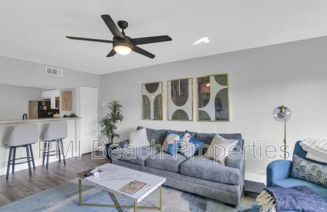 1030 Lake Shore Drive