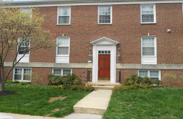 Photo of August 2026/2027 Loyola off-campus 2bd/2ba Homeland Southway Condo w/ CAC  more! - Available 8/9