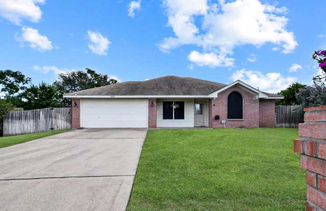 1202 Frio St