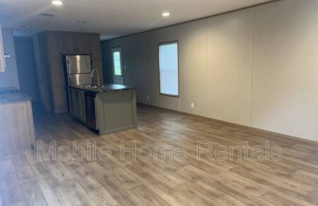 210 Ridgewood Dr.