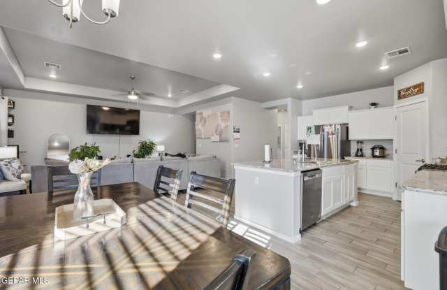 1052 Summer Breeze Place