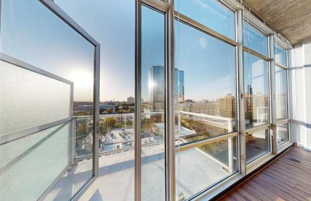 2005 South Indiana Ave.