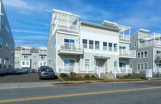 66-10 Beach Front Road