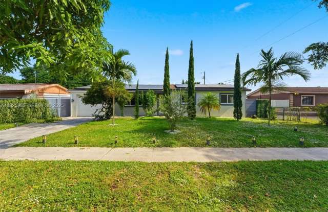 Photo of 251 N 71st Ave