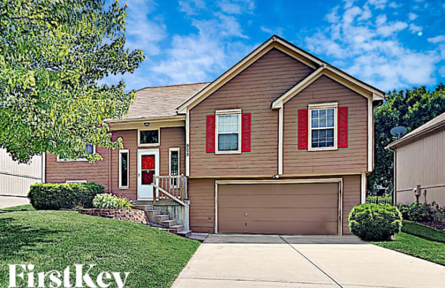 905 West Prairie Street - 905 West Prairie Street, Olathe, KS 66061