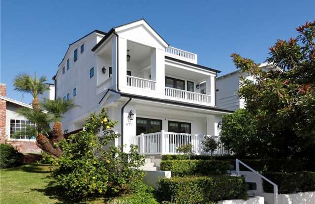 613 Iris Avenue