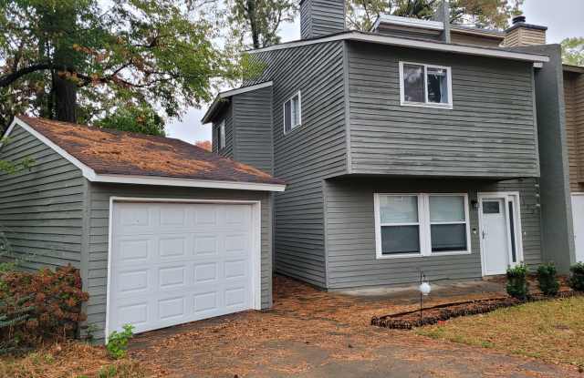 REAGAN WOODS Cul-De-Sac Home