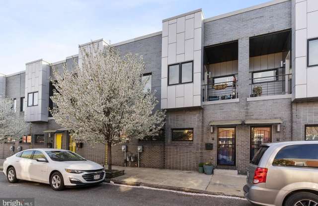 Photo of 2414 E LETTERLY Street