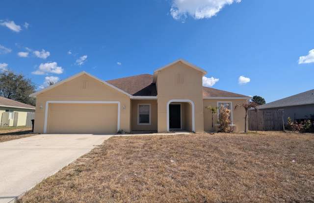 2031 SW Hampshire Lane